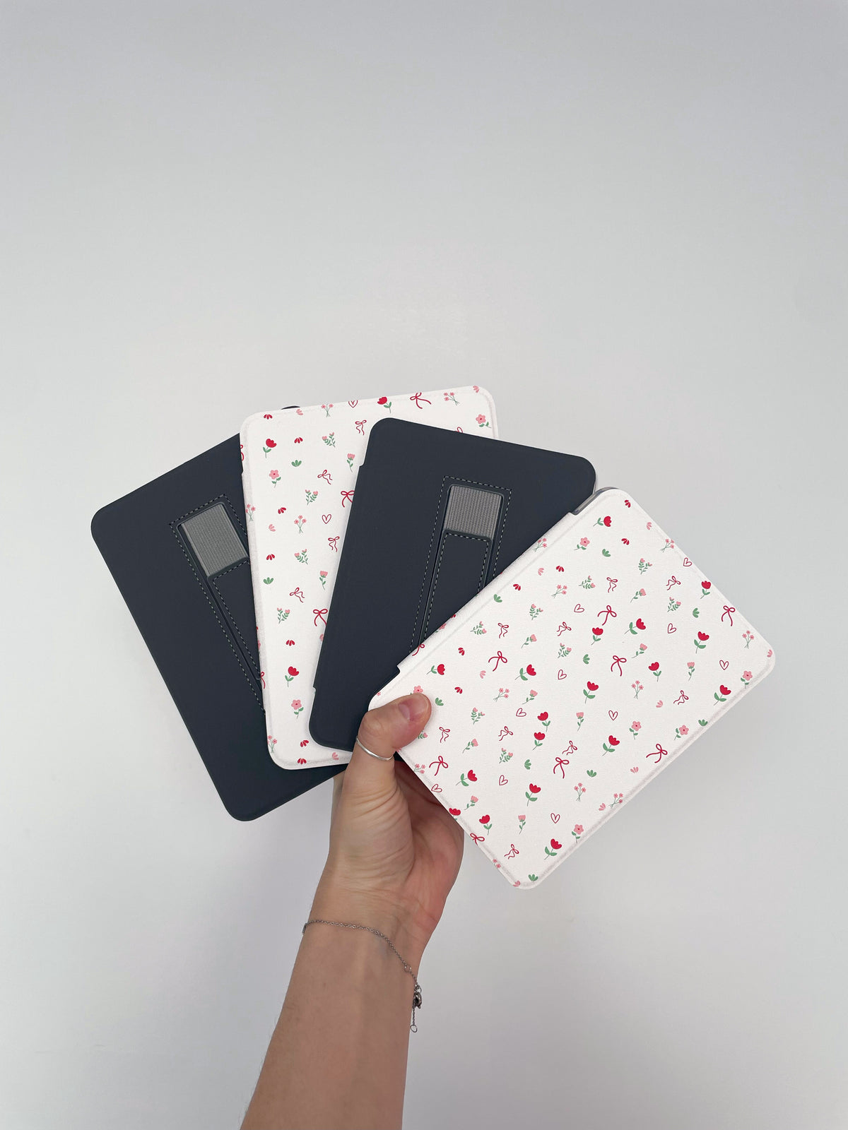 Étui à liseuse | Kindle 6'' et 7'' | Boucles et fleurs