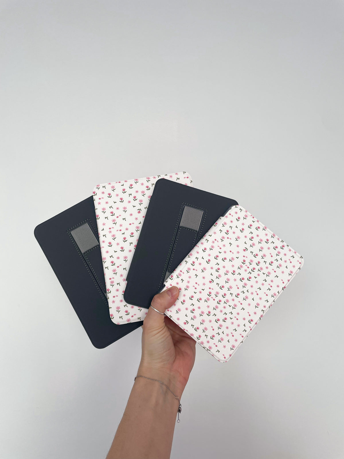 Étui à liseuse | Kindle 6'' et 7'' | Fleurs mélange de roses