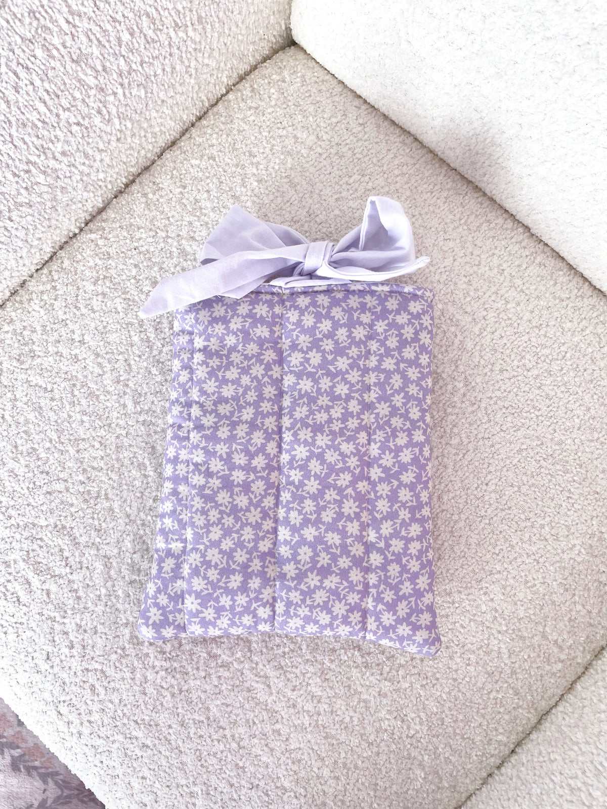 Pochette à livre ou liseuse | Mauve et marguerites