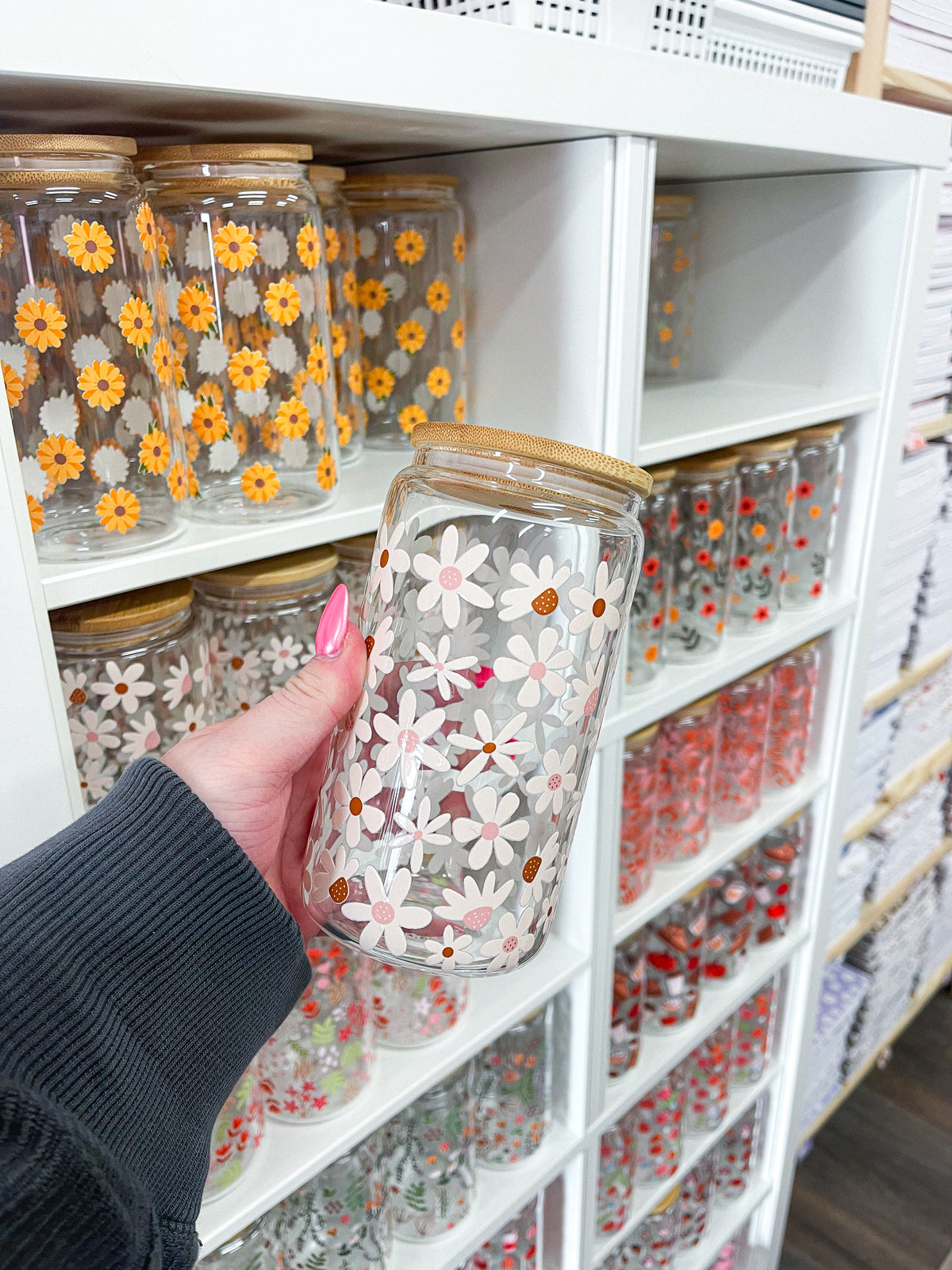 Verre 16 oz  | Fleurs beiges et brunes